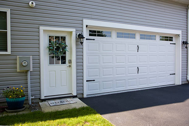 24/7 Emergency Garage Door Panel Replacement experts in Slope County County, ND